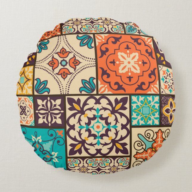 Seamless colourful patchwork tile with Islam, Arab Round Cushion (Front)