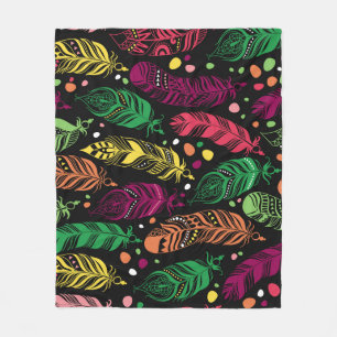 Seamless ethnic feathers, vibrant pattern. fleece blanket