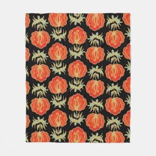 Seamless floral pattern fleece blanket