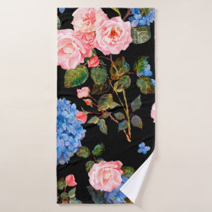 Seamless floral pattern in victorian style. Bouque Bath Towel