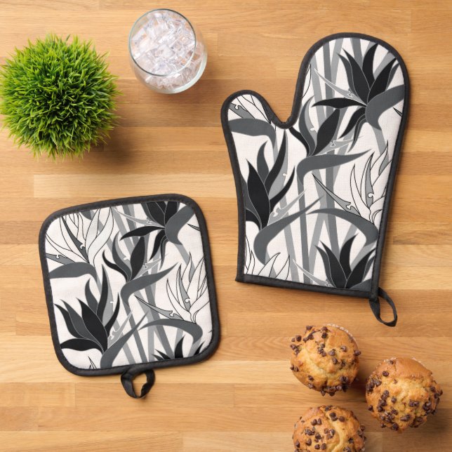 Seamless Floral Pattern Plant Strelitzia G634 Oven Mitt & Pot Holder Set (Top Down)