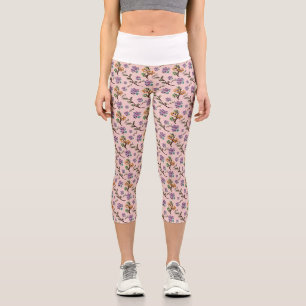 Seamless Forest Leaves Pattern Dark Botanical Capri Leggings