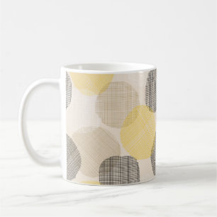 Seamless geometric pattern with pink circles coffee mug