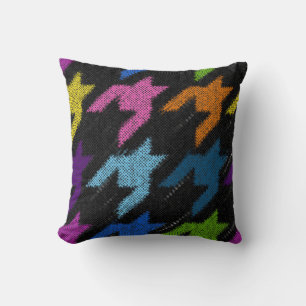Seamless Hounds-tooth pattern. Imitation of a text Cushion