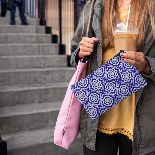 Seamless Kaleidoscope Blue White Student Artists Accessory Pouch (Seamless Kaleidoscope Blue White Student Artists Accessory Pouch Student Holding)