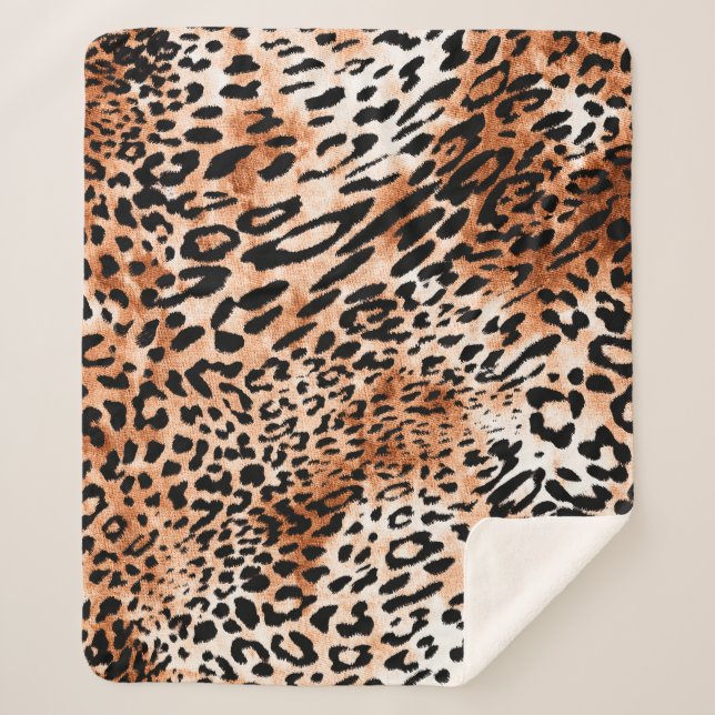 Seamless leopard pattern, african animal print sherpa blanket (Front)