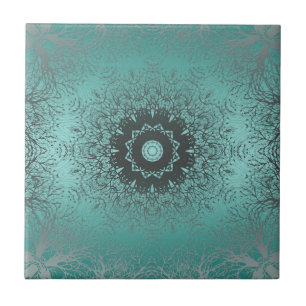 Seamless mandala kaleidoscope tile green pattern o
