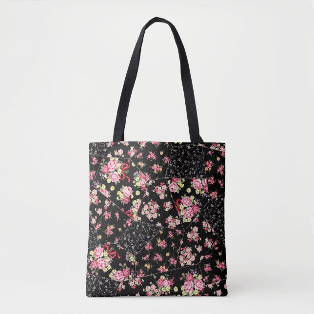 Seamless patchwork of pretty floral design tote bag (Front)