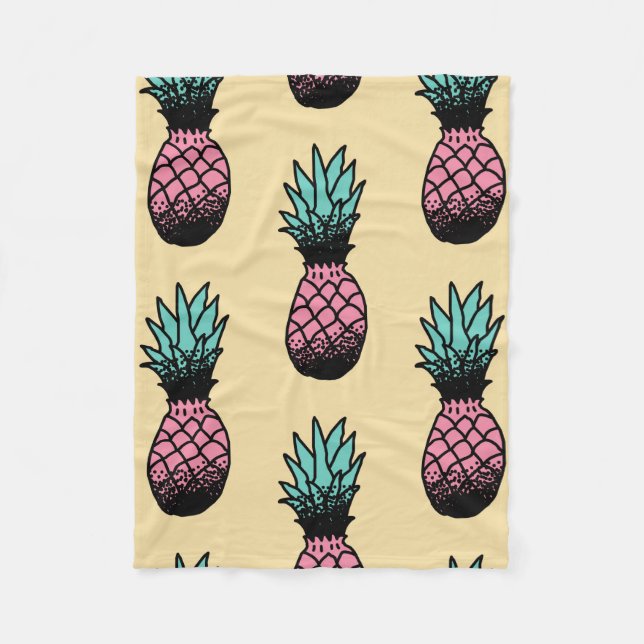 Seamless pattern of cute hand drawn pineapple fleece blanket (Front)