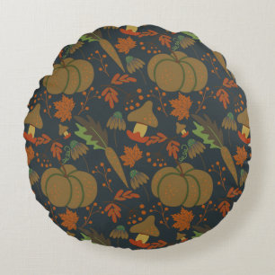 Seamless pattern Pumpkin & carrot dark background Round Cushion