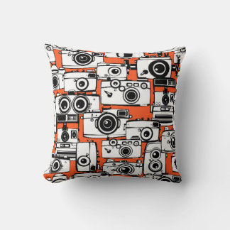 Seamless pattern vintage film photo cameras cushion