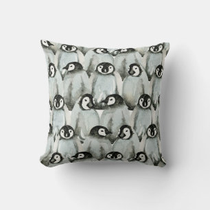 Seamless pattern with adorable penguins. cushion