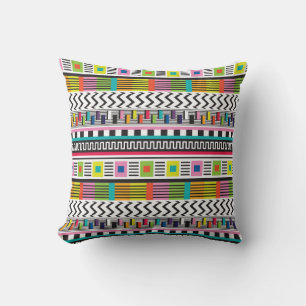 Seamless pattern with bright abstract geometric li cushion