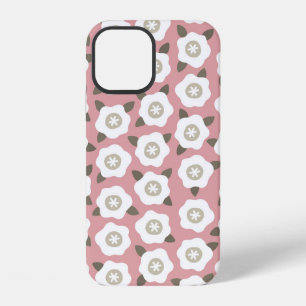 Seamless pattern with cute flowers on pink backgro iPhone 12 case