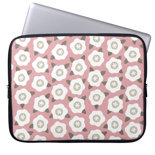 Seamless pattern with cute flowers on pink backgro laptop sleeve (Front)
