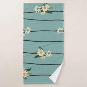 Seamless pattern with daisy and stripes bath towel