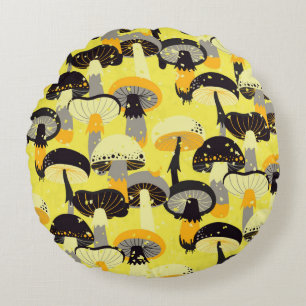 Seamless pattern with different mushrooms. round cushion