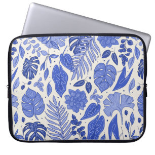 Seamless pattern with flowers laptop sleeve