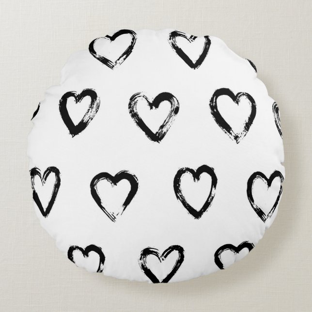 Seamless pattern with hand drawn heart round cushion (Front)