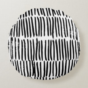 Seamless pattern with hand drawn vertical elements round cushion