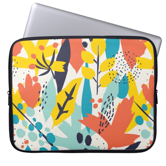 Seamless pattern with hand painted flowers and lea laptop sleeve (Front)