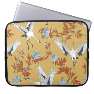 Seamless pattern with Japanese white cranes and pe Laptop Sleeve