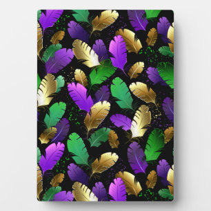 Seamless Pattern with Mardi Gras feathers Plaque