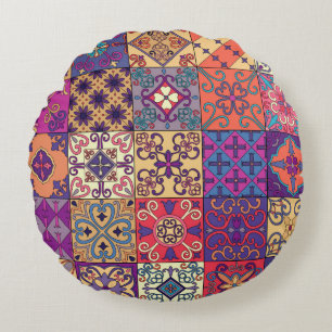 Seamless pattern with portuguese tiles in talavera round cushion