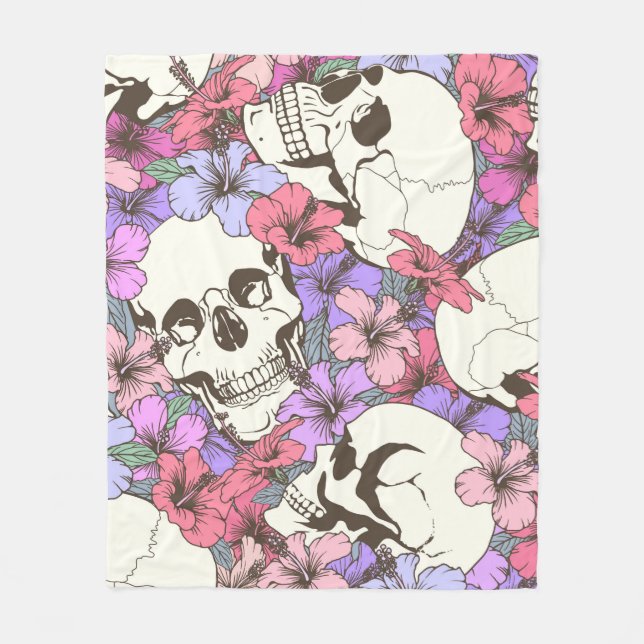 Seamless pattern with skulls fnd flowers fleece blanket (Front)