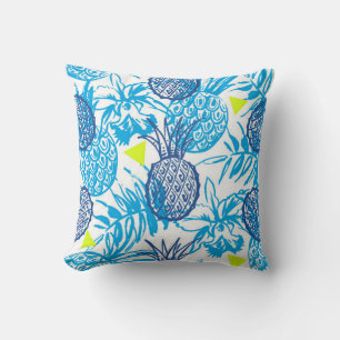 Seamless pattern with tropical motif cushion