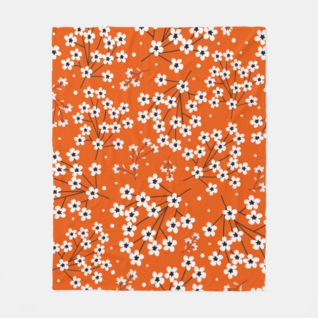 Seamless pattern with white small flowers fleece blanket (Front)