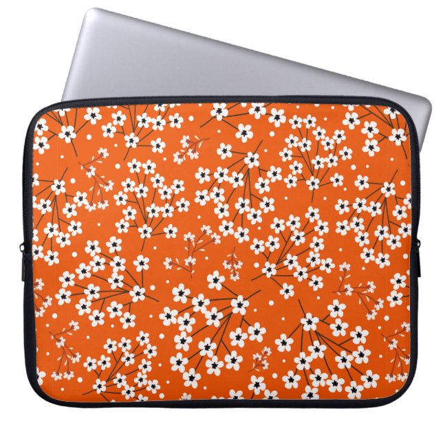 Seamless pattern with white small flowers laptop sleeve (Front)