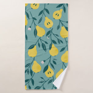 Seamless pattern with yellow pear. Fruit backgroun Bath Towel