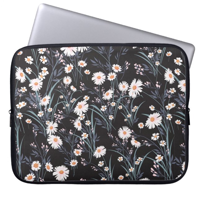 Seamless spring floral pattern with daisies laptop sleeve (Front)