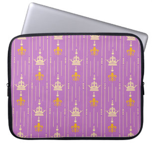 Seamless texture background in retro style vintage laptop sleeve