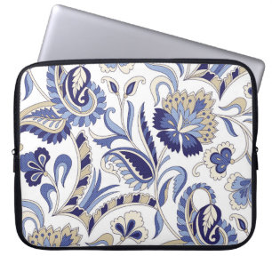 Seamless traditional Indian blue paisley patternpa Laptop Sleeve