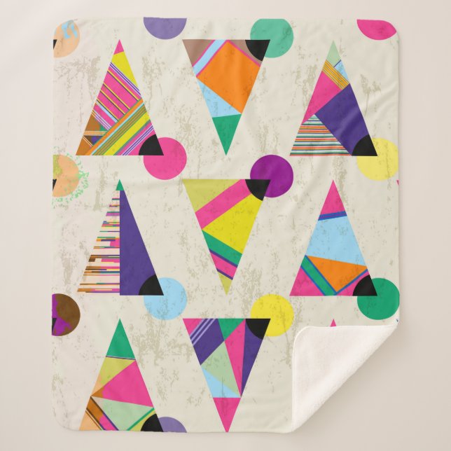 seamless triangle pattern background, hipster retr sherpa blanket (Front)