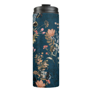Seamless vintage autumn pattern with red and orang thermal tumbler