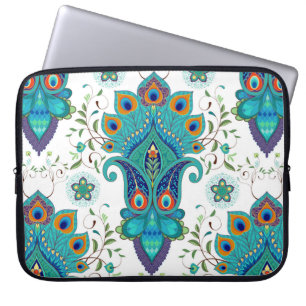 Seamless vintage background with oriental pattern. laptop sleeve