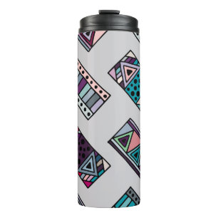 Seamless vintage pattern. geometrical background w thermal tumbler