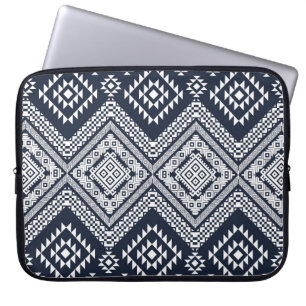 Seamless vintage Tribal Pattern Design. Stylish Mo Laptop Sleeve