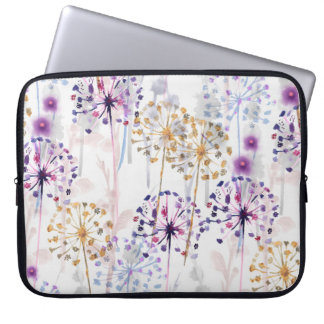Seamless Watercolor wild floral pattern in hand pa Laptop Sleeve