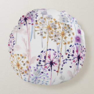 Seamless Watercolor wild floral pattern in hand pa Round Cushion