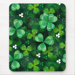 Seamless with green clover mouse pad