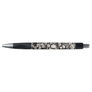 seashells and pebbles pen