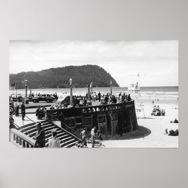 Seaside, Oregon Turnaround and Tillamook Head Poster (Front)