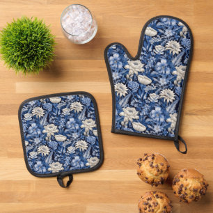 Seasonal Winter flowers tiled pattern Oven Mitt & Pot Holder Set