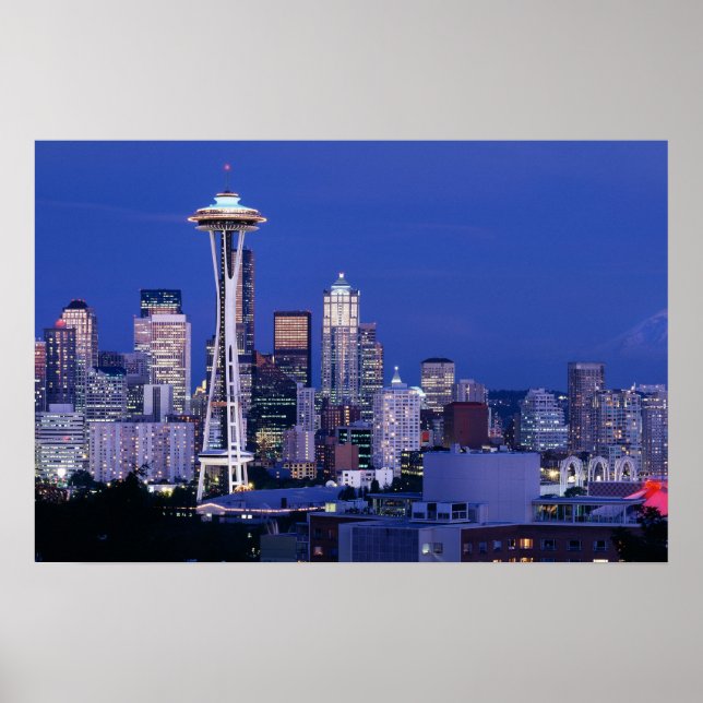 Seattle Skyline at Dusk Poster (Front)