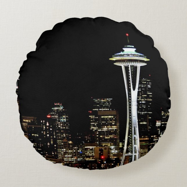 Seattle skyline at night, with Space Needle. Round Cushion (Front)