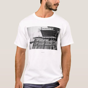 Seattle, WAIndian Totem Pole at Pioneer Square T-Shirt